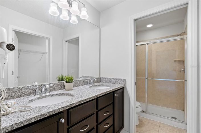 Image No.27-4 Bed Townhouse for sale