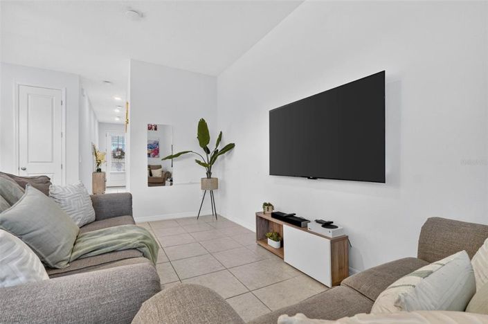 Image No.17-3 Bed Townhouse for sale