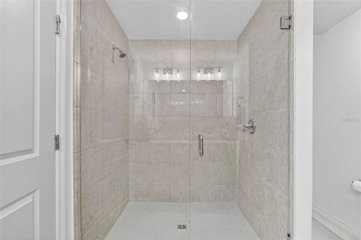 Image No.29-3 Bed Townhouse for sale