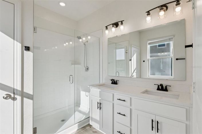 Image No.27-Propriété de 4 chambres à vendre à Clermont