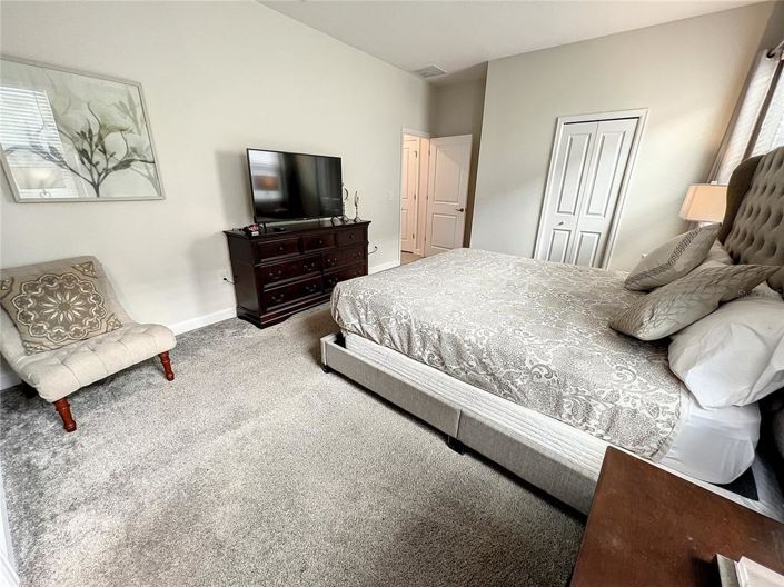 Image No.15-8 Bed Property for sale