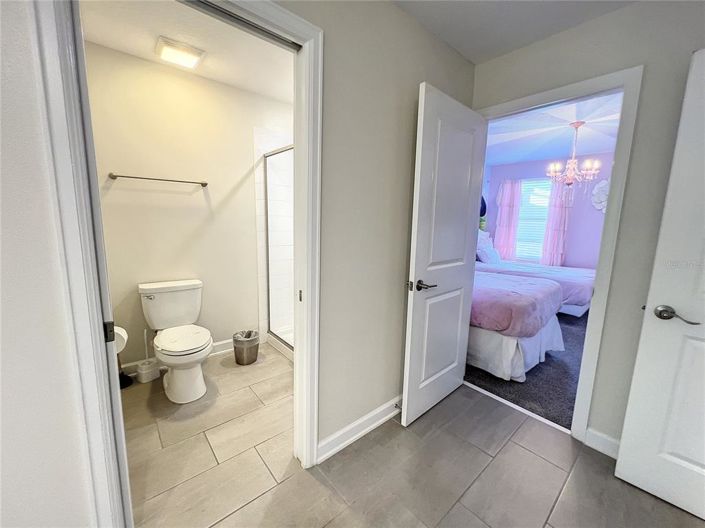 Image No.27-8 Bed Property for sale