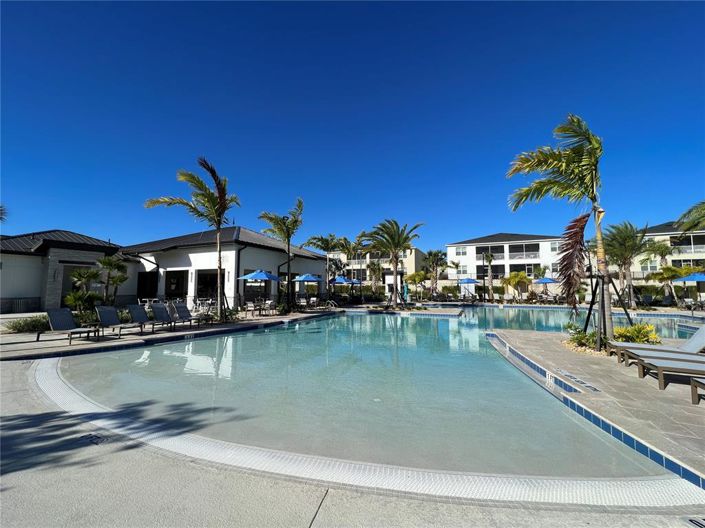 Image No.47-8 Bed Property for sale