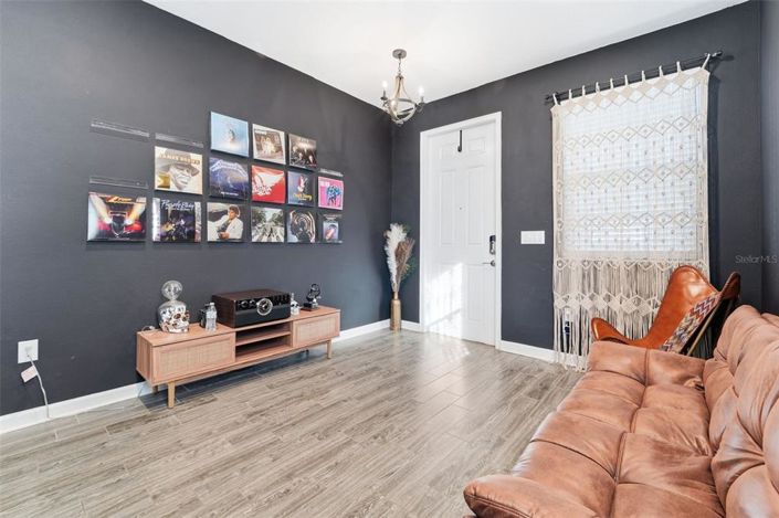 Image No.6-3 Bed Townhouse for sale