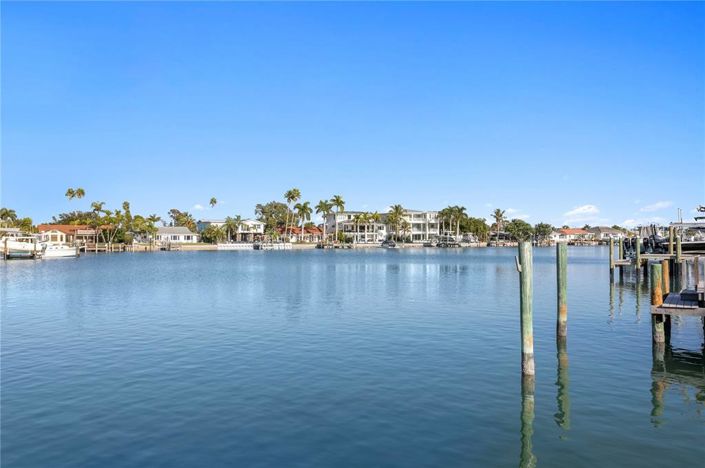 Image No.37-3 Bed Property for sale