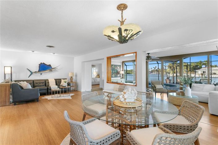 Image No.7-3 Bed Property for sale