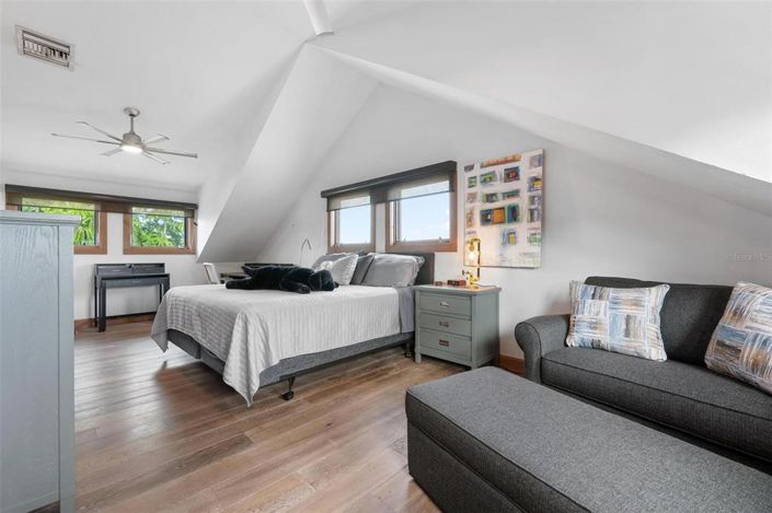 Image No.34-4 Bed Property for sale