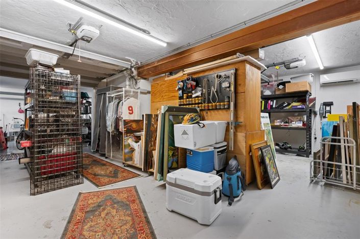 Image No.40-4 Bed Property for sale