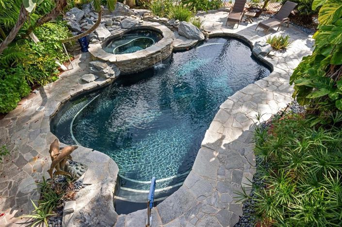 Image No.47-4 Bed Property for sale