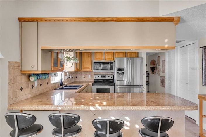 Image No.12-2 Bed Property for sale