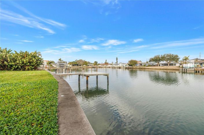 Image No.23-2 Bed Property for sale