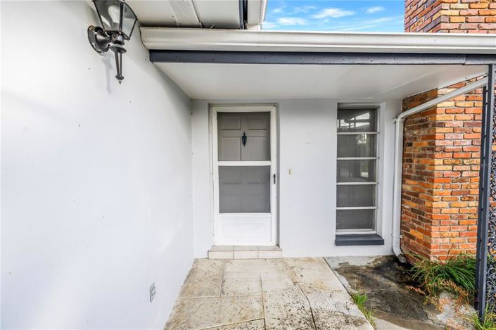 Image No.4-2 Bed Property for sale