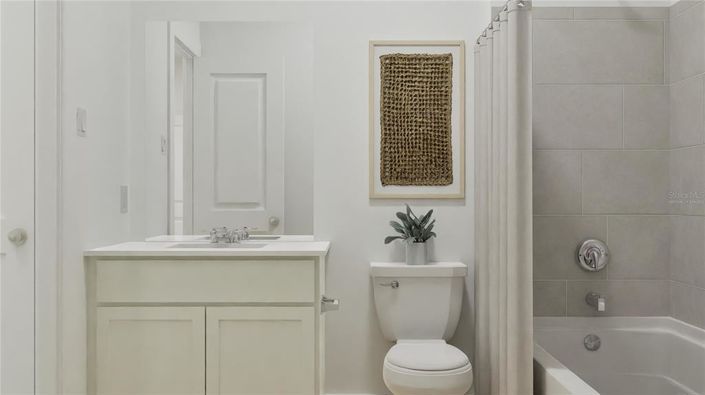 Image No.12-4 Bed Property for sale