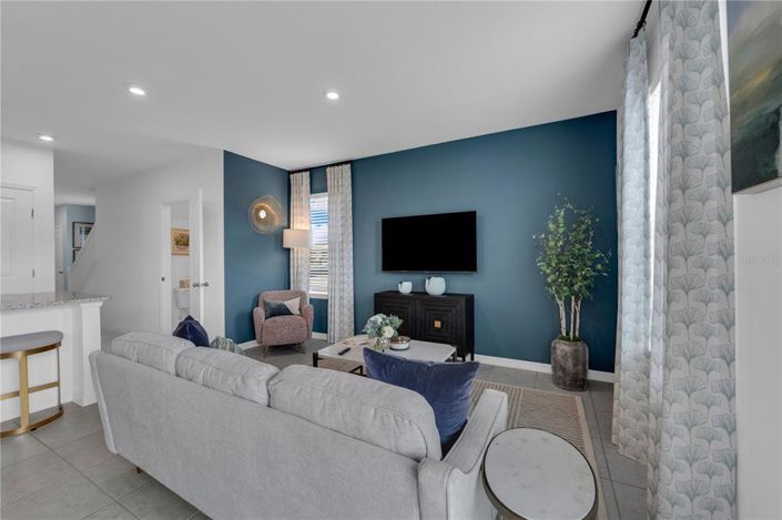 Image No.19-3 Bed Townhouse for sale