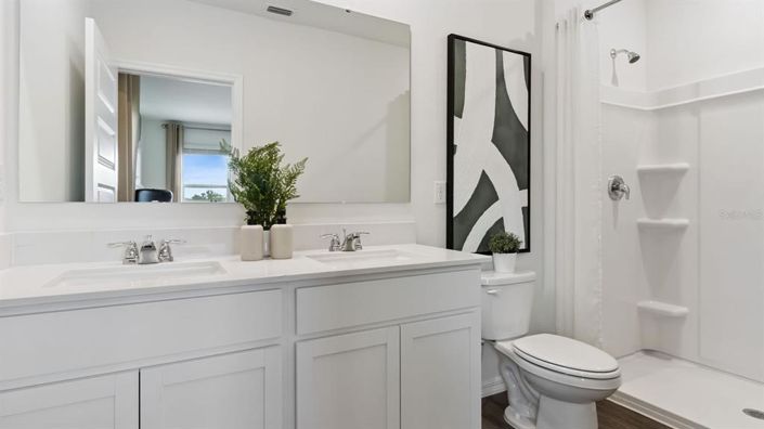 Image No.28-3 Bed Townhouse for sale