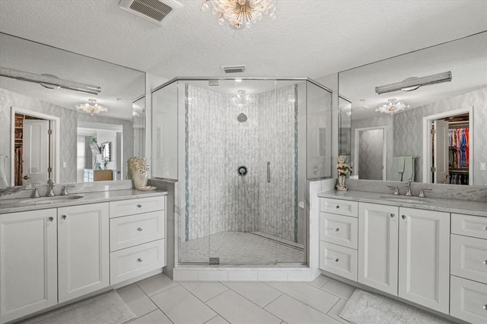 Image No.20-3 Bed Property for sale