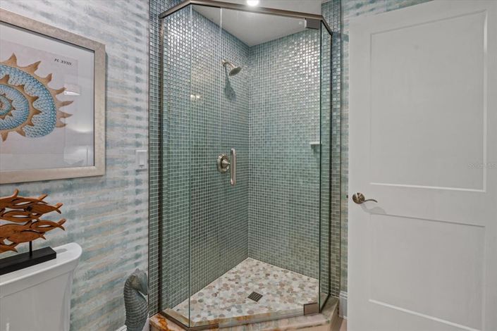 Image No.25-3 Bed Property for sale