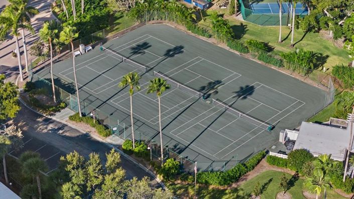 Image No.41-3 Bed Property for sale