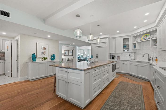 Image No.7-3 Bed Property for sale