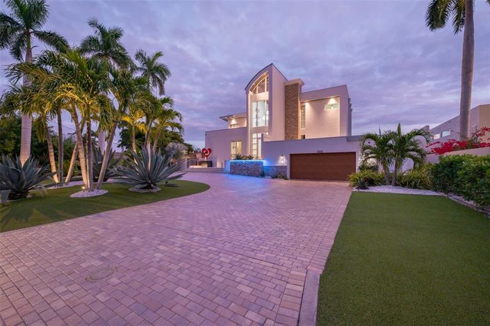 Image No.2-Propriété de 5 chambres à vendre à Sarasota