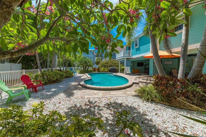 Image No.12-2 Bed Property for sale