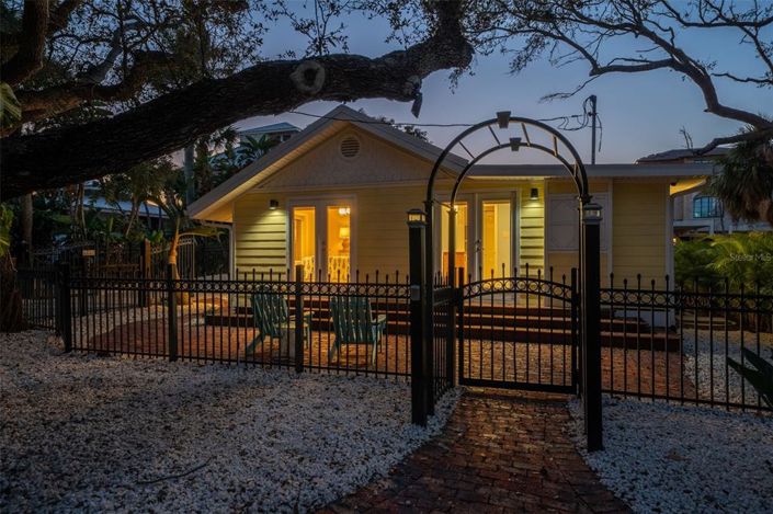 Image No.10-Propriété de 6 chambres à vendre à Sarasota