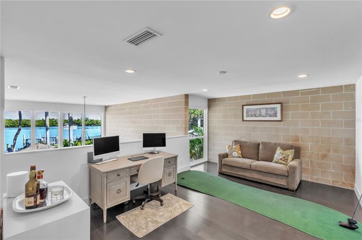 Image No.23-Propriété de 4 chambres à vendre à Sarasota