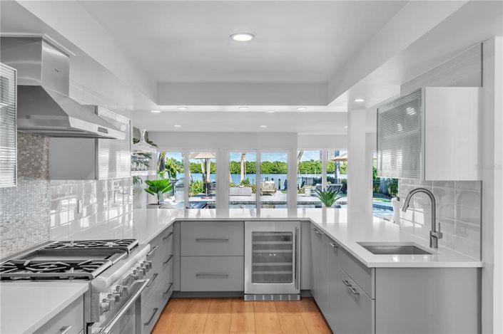 Image No.6-Propriété de 4 chambres à vendre à Sarasota