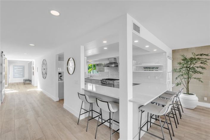 Image No.8-Propriété de 4 chambres à vendre à Sarasota