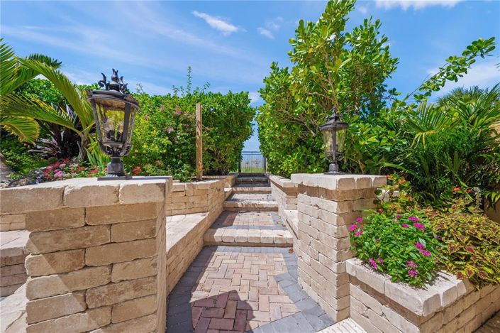 Image No.16-3 Bed Property for sale