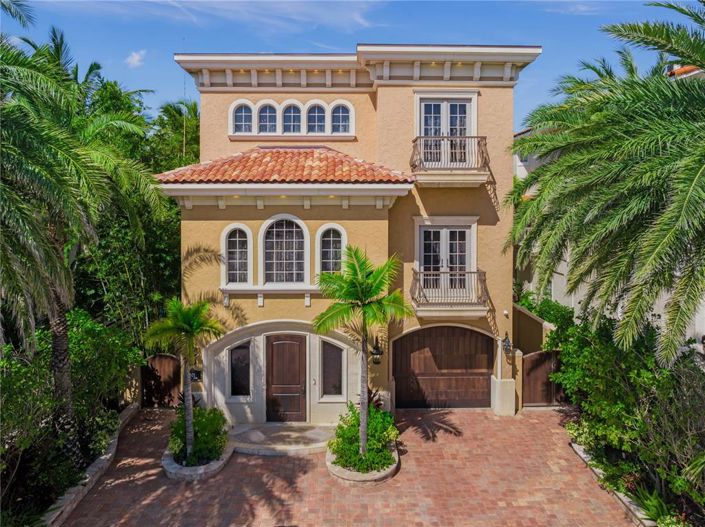 Image No.18-3 Bed Property for sale