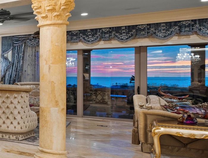 Image No.38-3 Bed Property for sale