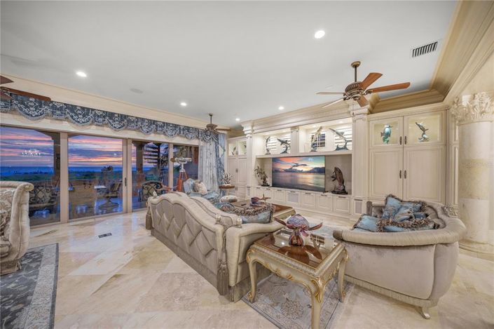 Image No.39-3 Bed Property for sale