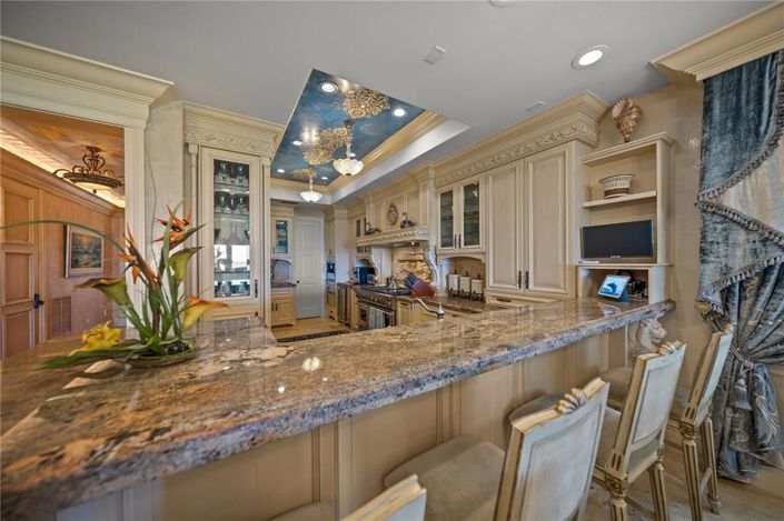 Image No.42-3 Bed Property for sale