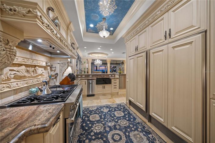 Image No.45-3 Bed Property for sale