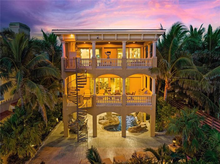 Image No.7-3 Bed Property for sale