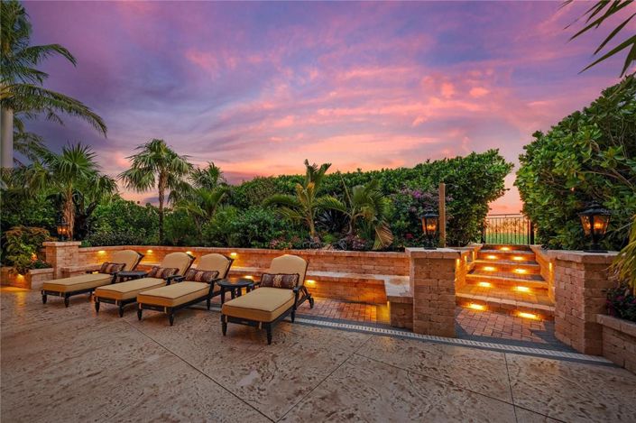 Image No.9-3 Bed Property for sale