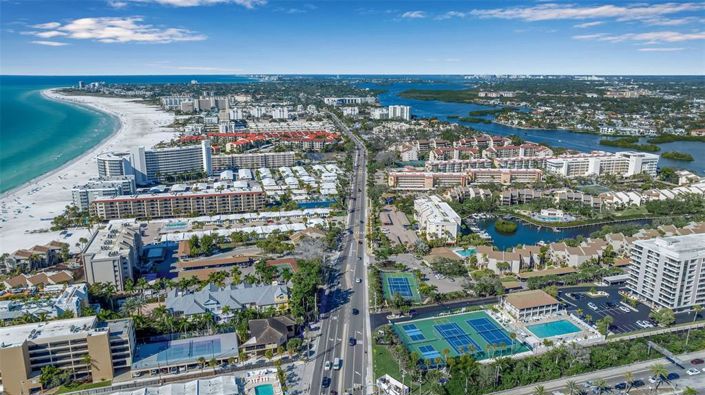 Image No.23-Propriété de 2 chambres à vendre à Sarasota