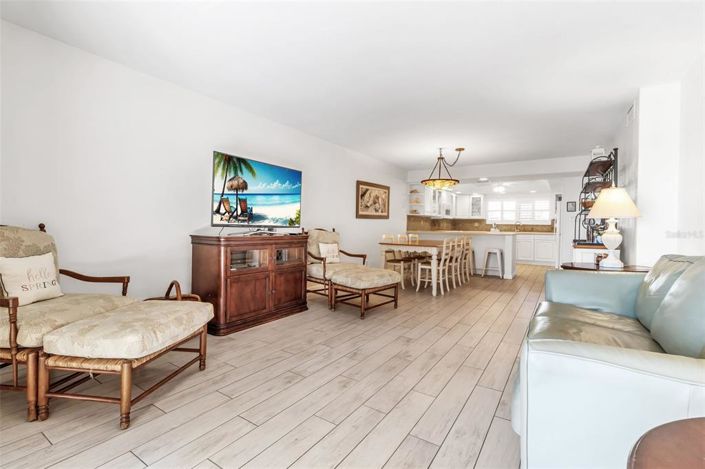 Image No.7-Propriété de 2 chambres à vendre à Sarasota