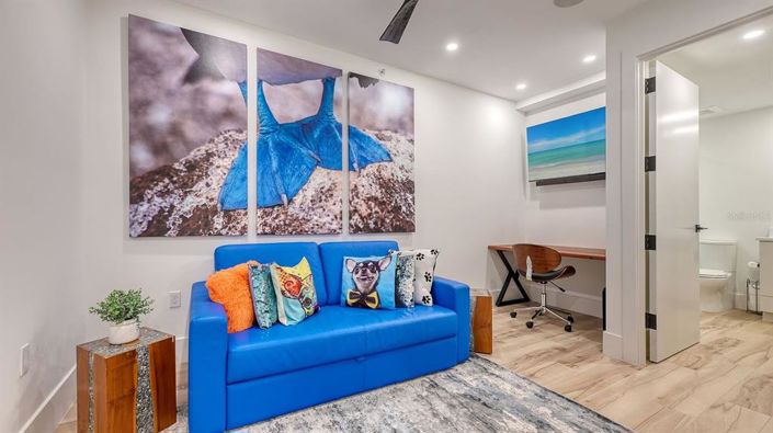 Image No.28-4 Bed Property for sale