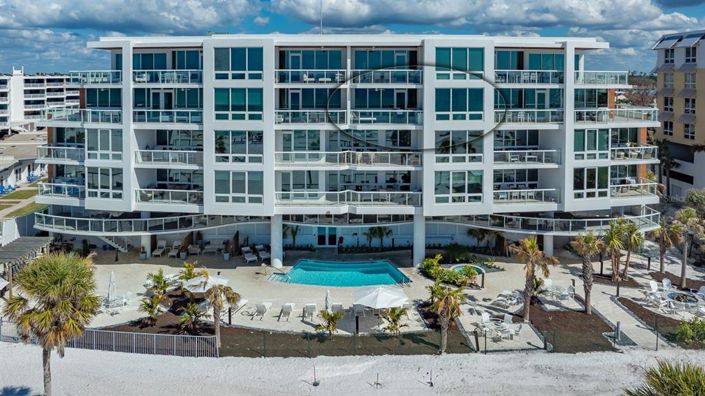 Image No.43-4 Bed Property for sale