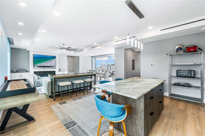 Image No.44-6 Bed Property for sale