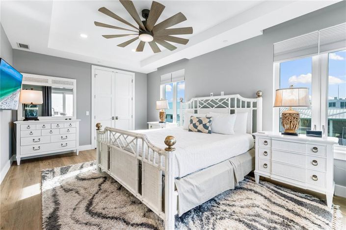 Image No.51-6 Bed Property for sale