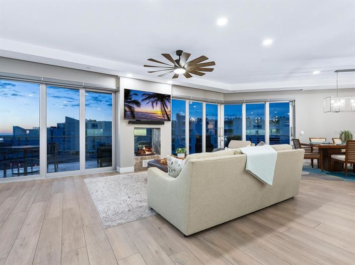 Image No.7-6 Bed Property for sale