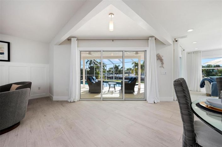 Image No.17-3 Bed Property for sale