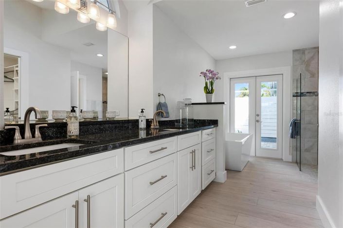 Image No.32-3 Bed Property for sale