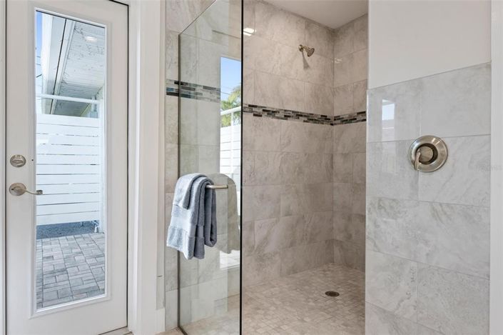 Image No.34-3 Bed Property for sale