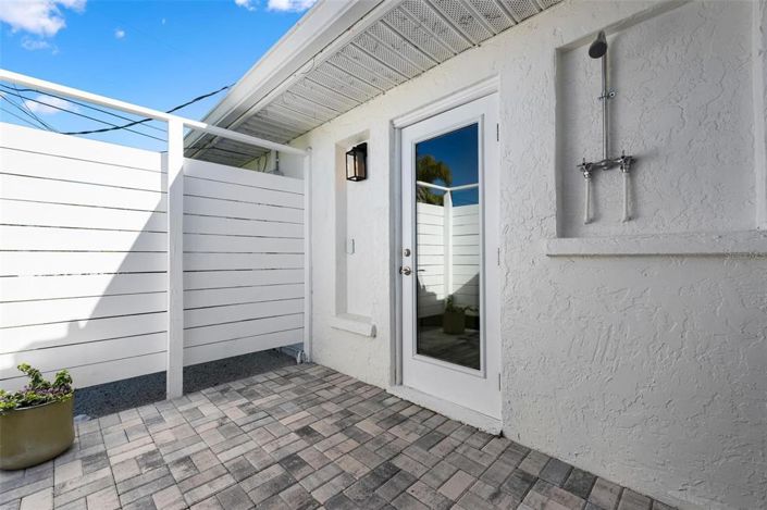 Image No.36-3 Bed Property for sale