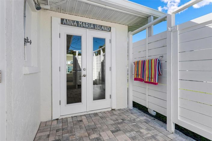 Image No.37-3 Bed Property for sale