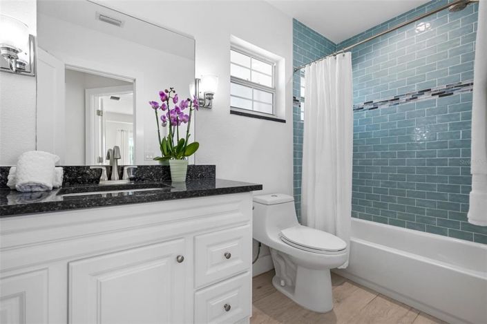 Image No.45-3 Bed Property for sale